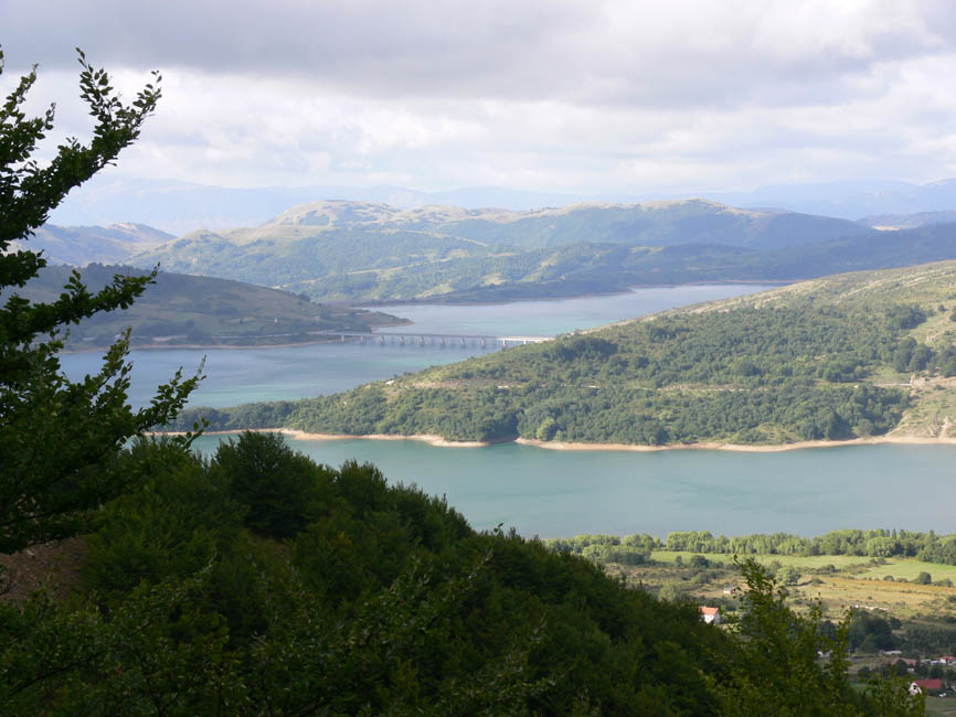 Lago di Campotosto